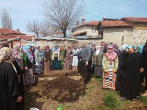Kadın Çiftçilere Eğitim