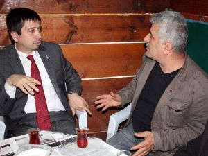 Yenidünya, Grevdeki İşçileri Ziyaret Etti