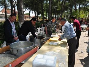 Mütevelli’de Kutlu Doğum Hayrı