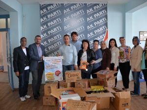 AK Partiden Kitap Kumbarası Kampanyası