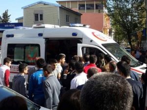 Adıyaman’da Otomobilin Çarptığı Suriyeli Çocuk Yaralandı