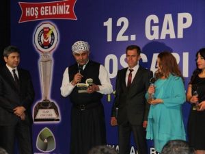 Yavuzaslan Yılın Gazetecisi Ödülünü Aldı