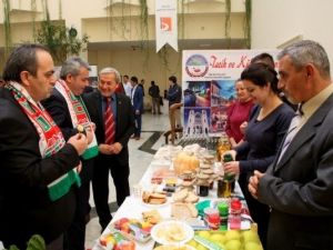 Kariyer Günlerinde Osmaneli’nin Yöresel Ürünler Standı Büyük İlgi Gördü