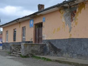 Kulu’da Yıkılacak Ortaokulun Yerine Yenisi Yapılacak