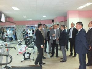 Hastane Obezite İle Mücadele İçin Spor Salonu Açtı