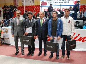 YURTKUR Öğrencilerinin Ödülleri Vali Büyük’ten