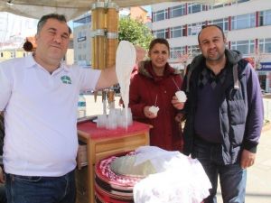 Maraş Dondurmasına Rakip Görele Dondurması Sezonu Açtı