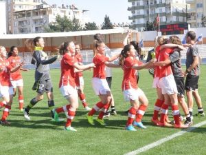 Uefa U17 Kızlar Avrupa Şampiyonası