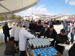 Bayburt Üniversitesinde Kutlu Doğum Yemeği