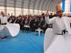 Hakkari’de İlk Defa Semazen Gösterisi Yapıldı