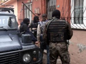 Bandırma’daki Uyuşturucu Operasyonunda 30 Kişi Tutuklandı