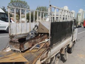 Gaziantep’te Çaldıkları Araçla Hırsızlık Yapan Şahıslar Yolda Kaldı