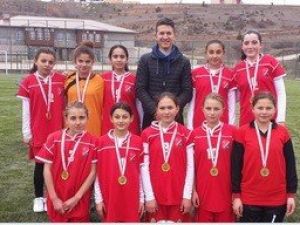 Çatalzeytin Paşalı Yıldız Kızlar; Sinop Bölge Turnuvasına Katılıyor