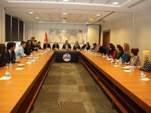 Gaib’de Dış Ticaret Uzmanları Sertifikalarını Aldı