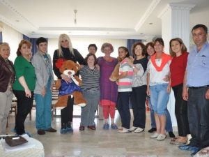 TRT Sanatçı Ataman, Engelsiz Yaşamevi’nin Konuğu Oldu