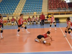 Yıldız Kızlar Türkiye Grup Birinciliği Adana’da Başladı