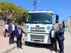 Fen İşleri Araç Parkına Bir Vidanjör Daha Katıldı