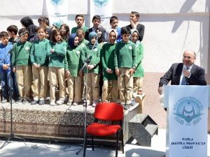 Vali Çiçek: "İslamiyette Ayrımcılık Olmaz"