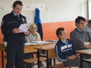 Osmaneli’de Öğrencilere Motosiklet Ve Kask Eğitimi Verildi