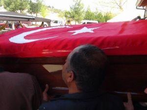 İspanya’da Boğulan Öğrencinin Cenazesi Gaziantep’te Defnedildi