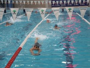 Şehitkamilli Yüzücüler 23 Nisan Türkiye Şampiyonasında Yarışacak