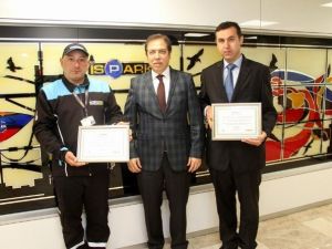 İspark Genel Müdürü Çevik, Kahraman Personelini Tebrik Etti