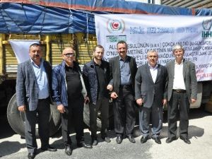 İHH Balıkesir Şubesi’nden Suriye’ye Yardım