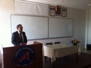 Akdeniz Üniversitesi Elmalı MYO’da Bankacılık Semineri Verildi