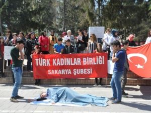 TKB Üyeleri Kadına Şiddeti Protesto Etti
