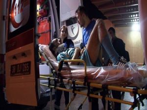 Maç Sırasında Kafasına Tekme Gelen Genç Hastaneye Kaldırıldı