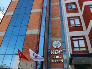 HDP Genel Merkezi’ne Saldırı