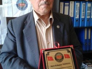 Muhtarların Sorunlarını Başbakan Davutoğlu’na İlettı