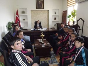 Bayat Yatılı Bölge Ortaokulu Öğrencilerinin Atletizm Başarısı