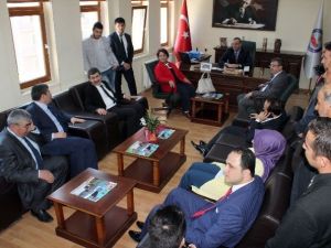 AK Parti Afyonkarahisar Heyeti, Çay Ve Sultandağı İlçelerini Ziyaret Etti