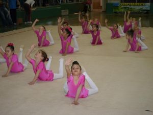 Öğrencilerin Cimnastik Performansları Büyüledi