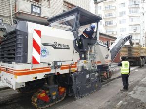 Başkan Kurt Yeni İş Makinelerini İnceledi