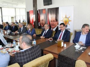 AK Parti Adayları Basın İle Bir Araya Geldi