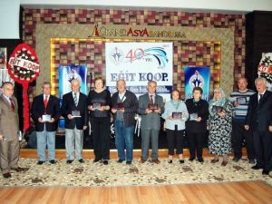 40 Yılını Dolduran Kooperatif, 40 Üyesine Plaket Verdi