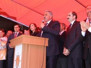 AK Parti Van Milletvekilleri Adayları Partililerle Buluştu