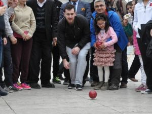 Engelli Ve Engelsiz Bireyler Beraber Spor Yaptı