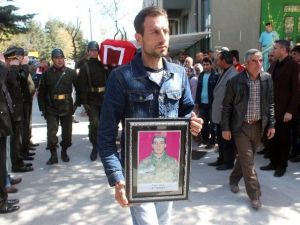 Kendini Vuran Askerin Cenazesi Van’a Gönderildi