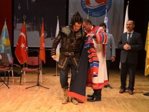 Arslanbek Sultanbekov’a Fahri Doktora