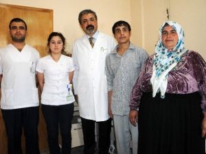 Suriyeli Türkmen Çocuk Meram Tıp’ta Nefes Aldı