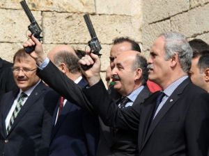 Sağlık Bakanı Mehmet Müezzinoğlu İlk Seçim Ziyaretini Dağder’e Yaptı