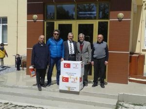 Sorgun Kızılay Şubesinden 155 Kız Öğrenciye Giysi Yardımı