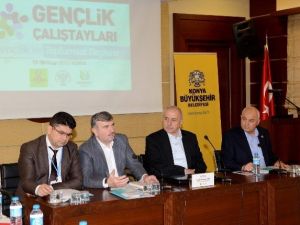 Başkan Akyürek “Gençlik Ve Toplumsal Değişim” Çalıştayına Katıldı