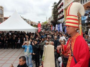 ‘Roman Mehteran Takımı’ Edirne’de İlk Gösterisini Yaptı