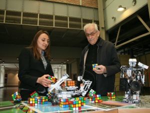 Bilim Merkezi İlk Ziyaretçilerini Ağırladı