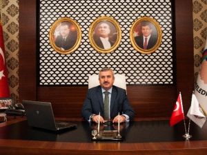 Körfez Belediye Başkanı İsmail Baran’dan Kutlu Doğum Mesajı