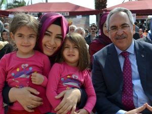 Demirtaşlılar, Adaylarıyla Kucaklaştı